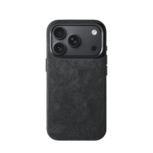 Allgèr Alcantara telefoonhoesje iPhone 18 Pro donkergrijs — achterkant op de iPhone