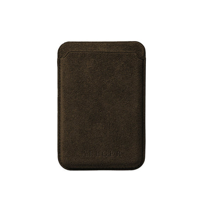 Allgèr set iPhone 18 Pro Max bruin: Alcantara telefoonhoesje + MagSafe wallet — de MagSafe wallet